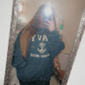 Meet your Posher, Mae